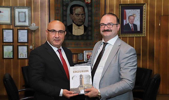 Azerbaycan Kars Başkonsolosu Guliyev'den Rektör Hacımüftüoğlu'na ziyaret