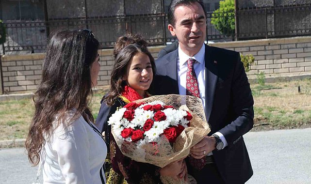 Bitlis'in yeni valisi Ahmet Karakaya görevine başladı