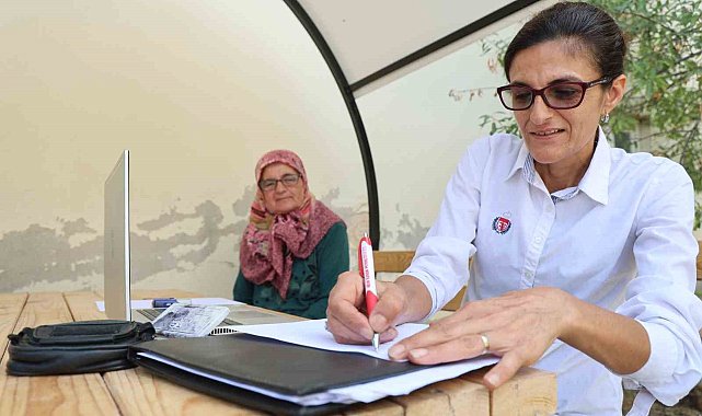 Bu köy 20 yıldır kadın muhtara emanet