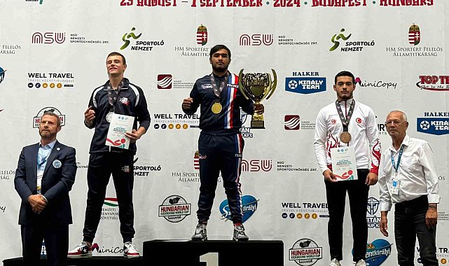 Elazığ'a kick boksta 2 madalya