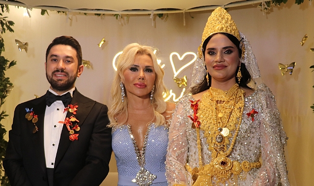 Ertuş aşiretinin düğününde Ceylan sahne aldı