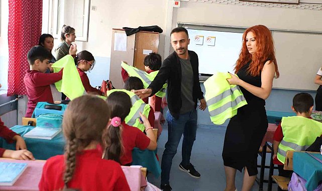 Hakkari Belediyesinden öğrencilere çevre bilinci eğitimi
