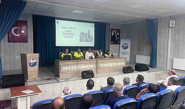 Hakkari'de okul servis şoförleri bilgilendirildi
