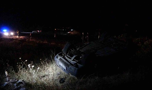 Hurdaya dönen Tofaş'tan burnu bile kanamadan çıktı