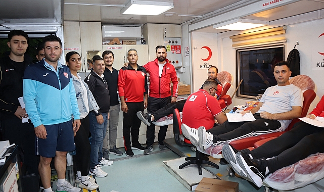 Iğdır'da hakemler kan bağışında bulundu