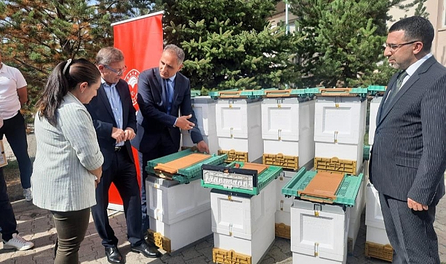 Kars'ta arıcılığa ve tarıma destek!
