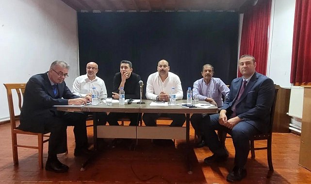 Kemaliye'de muhtarlarla toplantı yapıldı