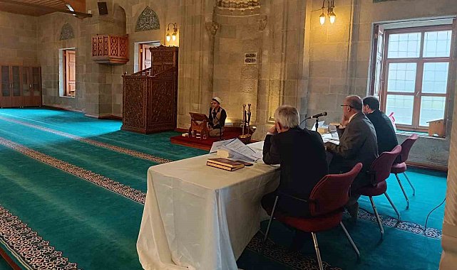 Musab İlci, 'Kur'an-ı Kerimi Yüzüne Güzel Okuma Yarışması'nda bölge birincisi oldu