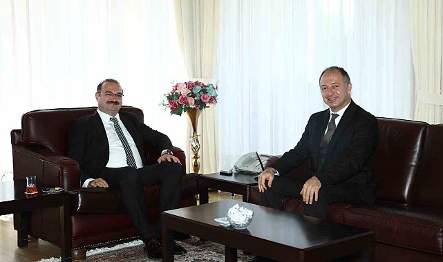Rektör Hacımüftüoğlu: "İş birliği ve ortak çalışma kültürü önemli"