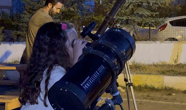 Tatvan'da minikler için gökyüzü ve ay gözlem etkinliği düzenlendi