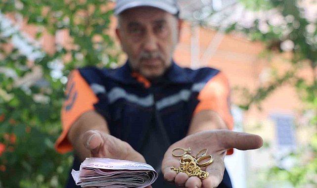 Temizlik işçisinden insanlık dersi: Altın ve para dolu cüzdanı polise teslim etti