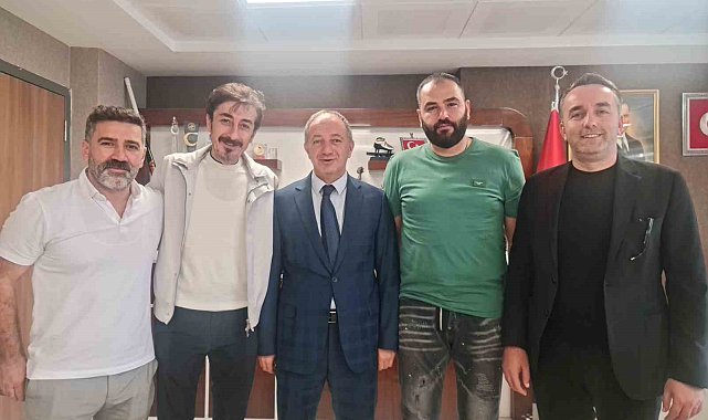 Tortumspor'dan Çakmur'a nezaket ziyareti