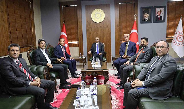 Ulaştırma ve Altyapı Bakanı Uraloğlu Bingöl'de