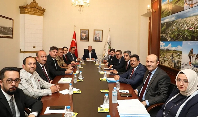Üniversite öğrencileri için güvenlik tedbirleri görüşüldü
