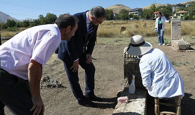 Van Valisi Ozan Balcı; "Tarihimize ve kültürümüze sahip çıkıyoruz"
