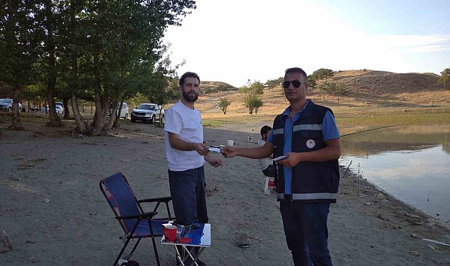 Van'da amatör balıkçılar denetime takıldı: Küçük balıklar suya bırakıldı