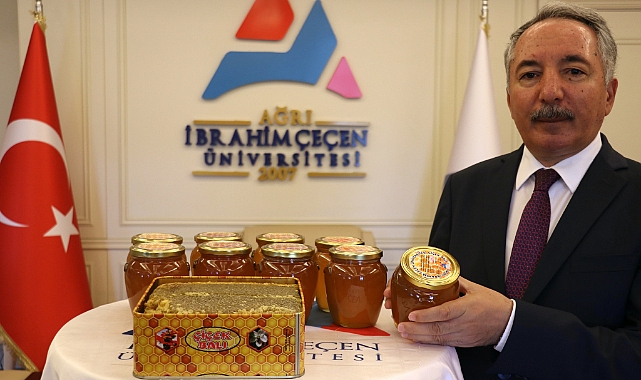 Ağrı'nın tescilli balının kalitesi, üniversitenin üretim ve analizleriyle belgeleniyor
