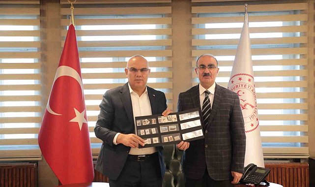 Ağrı Valisi Koç, PTT Başmüdürünü kabul etti