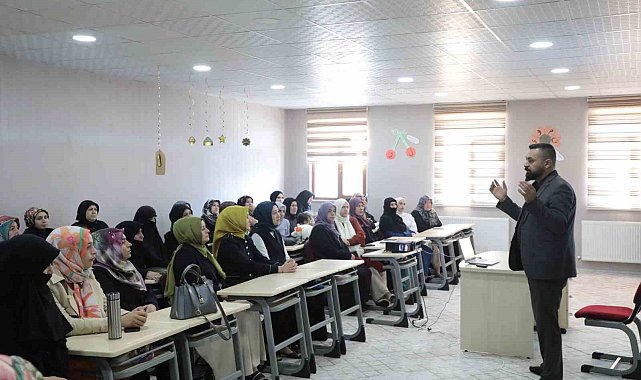 Ağrı&#039;da kadınlara sağlık ve ilk yardım eğitimi