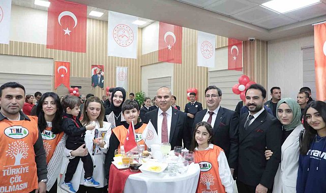Ağrı'da "Cumhuriyet" resepsiyonu düzenlendi