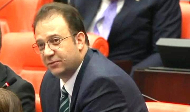 Alp, Digor'un kavşak sorununu meclis gündemine taşıdı