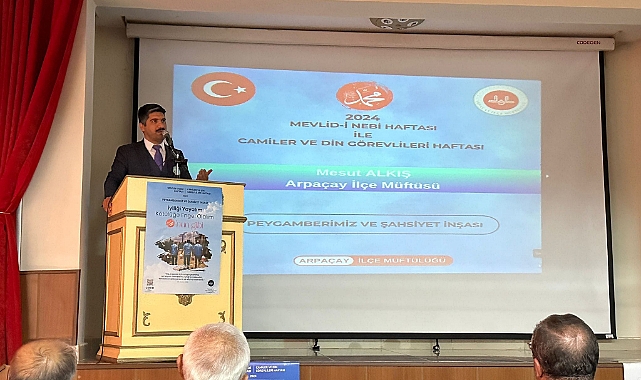 Arpaçay'da "Peygamberimiz ve Şahsiyet İnşası" programı düzenlendi