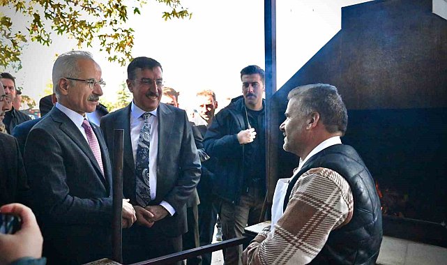 Bakan Uraloğlu, deprem bölgesinde