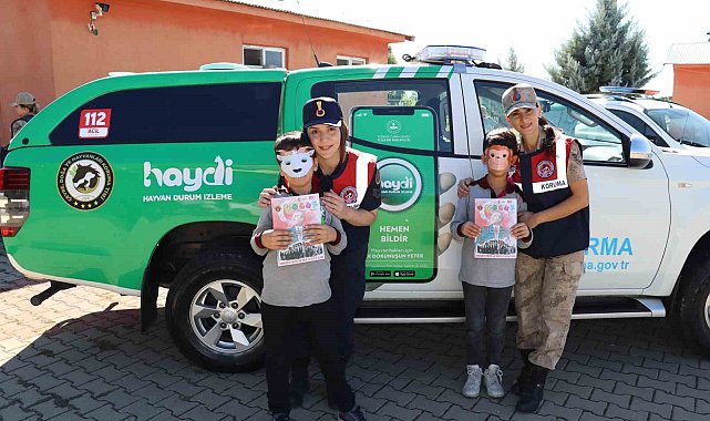 Bingöl'de anaokulu öğrencileri Jandarma Komutanlığını gezdi