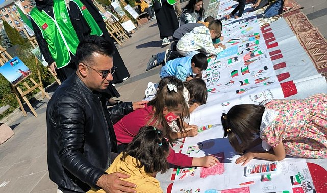 Devlet korumasındaki çocuklar "Filistin'deki Çocuklar İçin Çiz" etkinliğine katıldı