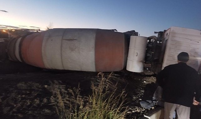 Elazığ'da beton mikseri ile traktör çarpıştı: 1 yaralı