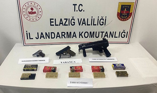 Elazığ'da bir işletmede yapılan aramda ruhsatsız tabanca ele geçirildi