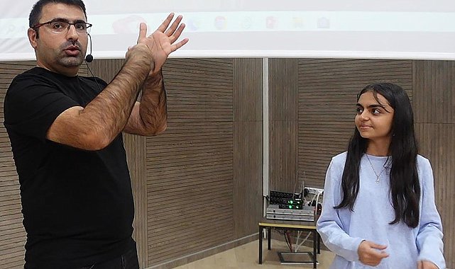 Elazığ'da işaret dili eğitimi verildi