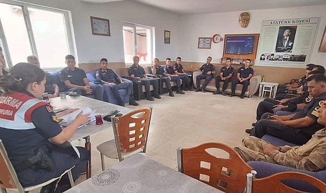 Elazığ'da jandarma personeline biyokaçakçılık eğitimi