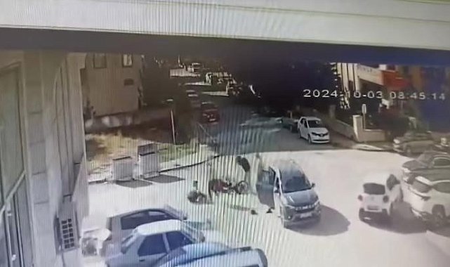 Elazığ&#039;da motosiklet ile otomobilin çarpışma anı kamerada