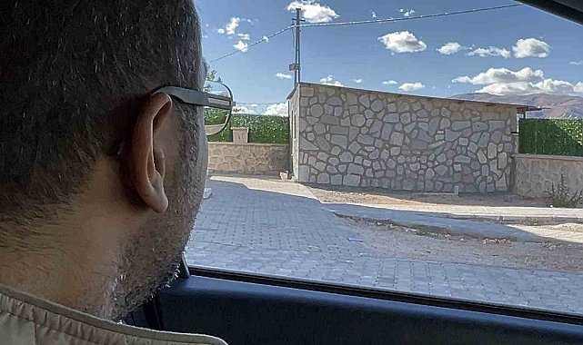 Engelli kedinin bakımı için 60 kilometre yol gidiyor