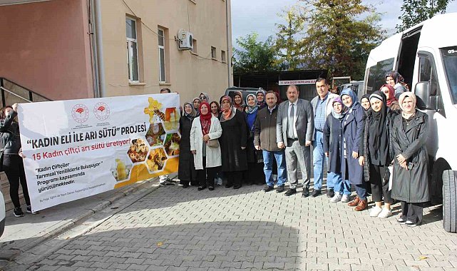 Erzincan 15 arı sütü üreticisini Ordu'ya gönderdi