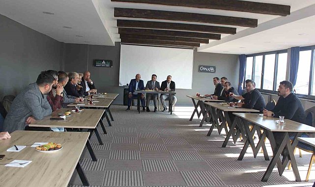 Erzurum'da turizm işletme belgeleri oteller toplantısı