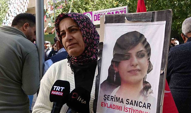 Evlat nöbetine katılan anne: "Kızımın kalemini kırıp eline silah verdiler"