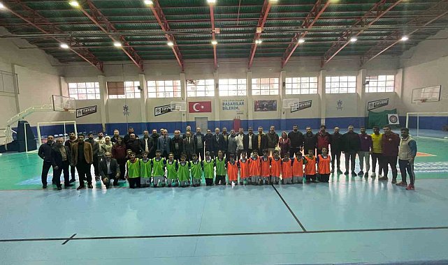Geleceğin yıldızlarına malzeme desteği