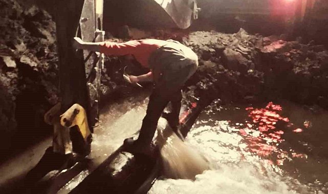 Horasan'da yaşanan su sıkıntısı ESKİ ekiplerinin çalışması sonucu giderildi