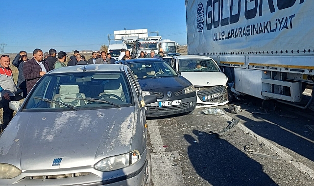Kars'ta zincirleme trafik kazasında biri ağır 2 kişi yaralandı