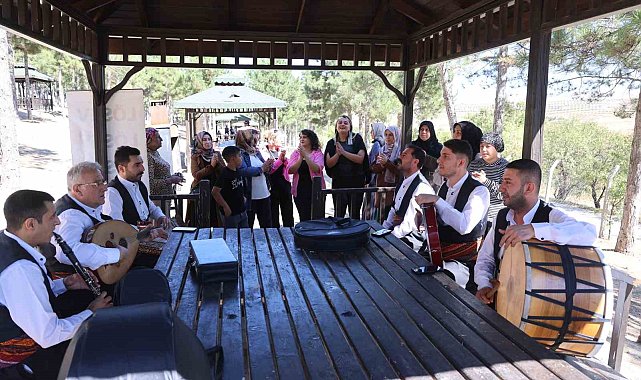 Lösemi hastaları kürsübaşı etkinliği ile moral buldu