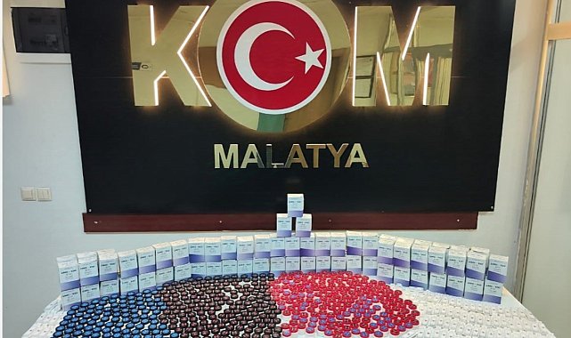 Malatya'da 2 bin 46 adet cinsel içerikli sahte ürün ele geçirildi