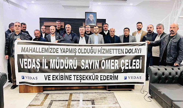 Muhtarlardan VEDAŞ'a pankartlı teşekkür