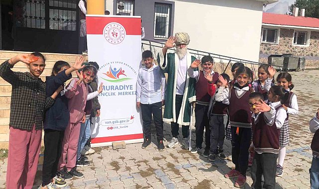 Muradiye'de "Merkezim Her Yerde" etkinliği