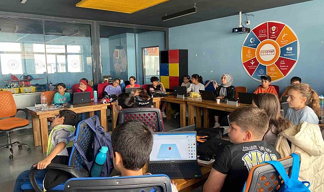Muş'ta geleceğin mühendisleri Deneyap ile yetişiyor
