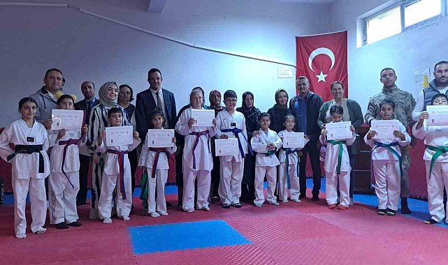 Posof'ta miniklerin kuşak heyecanı