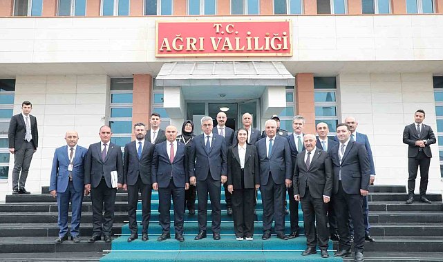 Sağlık Bakanı Memişoğlu Ağrı'da