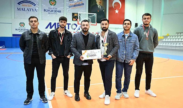 Taşkın: "Gençler için sportif ve kültürel etkinliklerimiz sürecek"