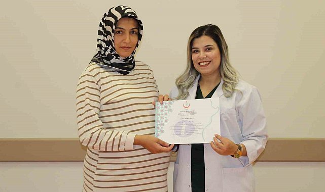 Tatvan'da anne adayları "gebe okulu" ile doğuma hazırlanıyor